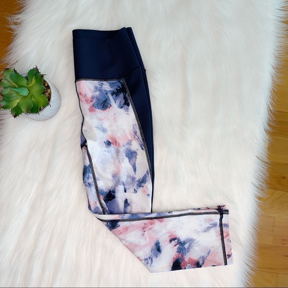 NWOT Gap Fit Sculpt Compression Cropped Legging